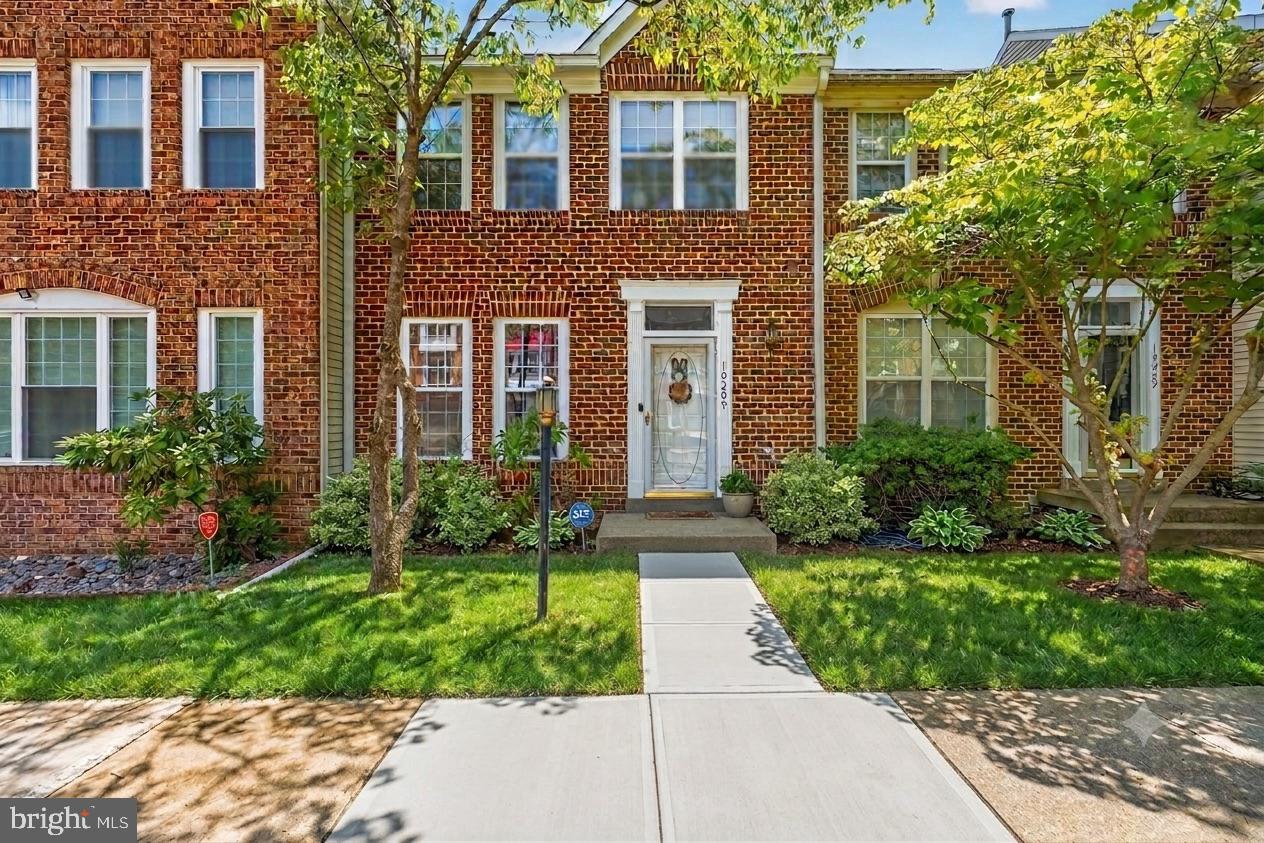 10209 Balsam Poplar Place
