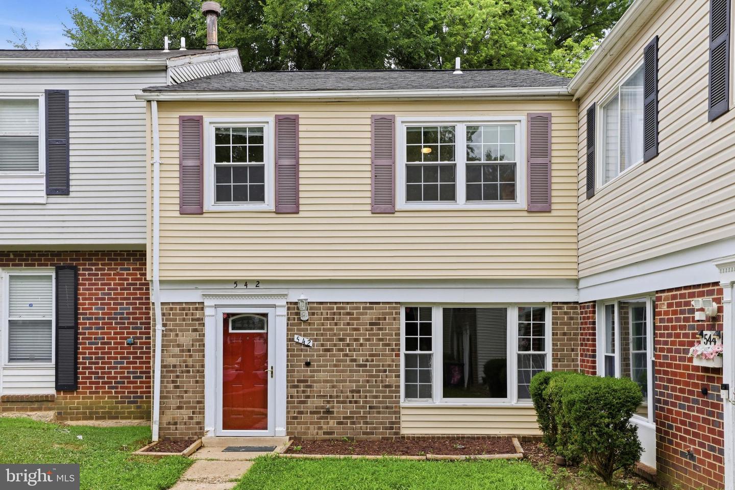 542 Peacock Drive