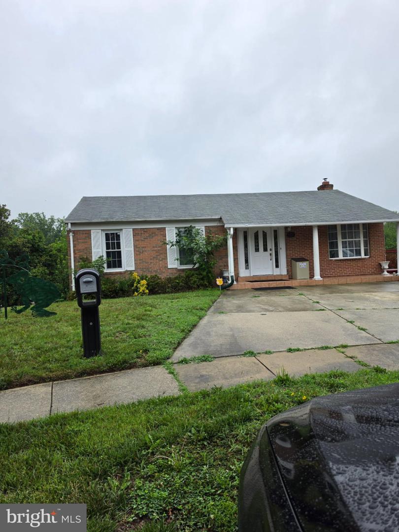 1422 Fernhill Court