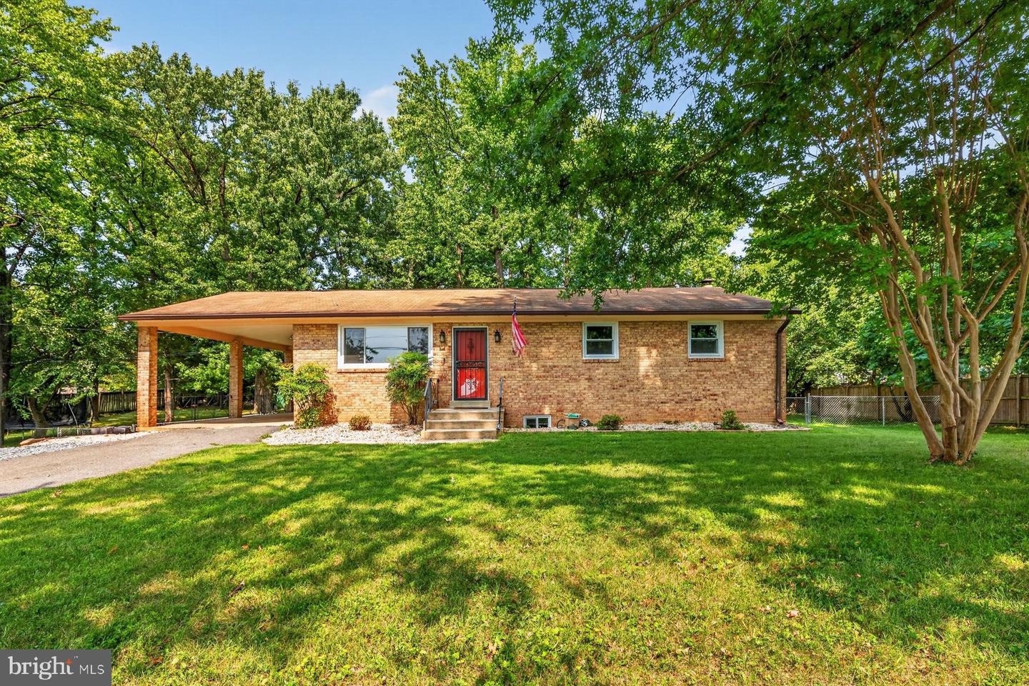8810 Bluffwood Lane