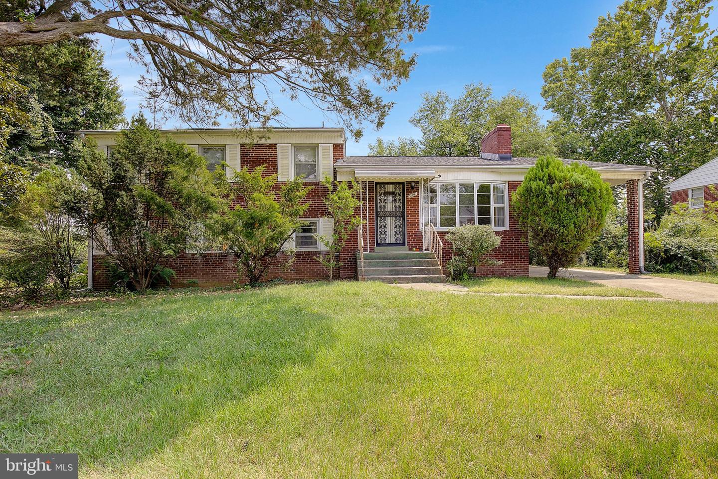 5907 Bedford Lane