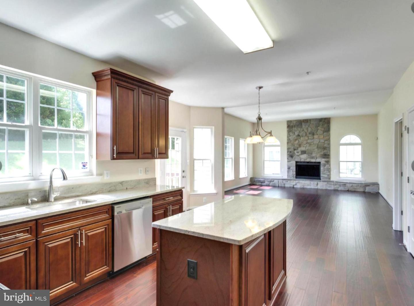 10404 Brookhaven Lane