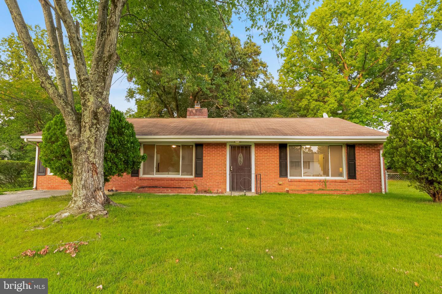 1224 Van Buren Drive
