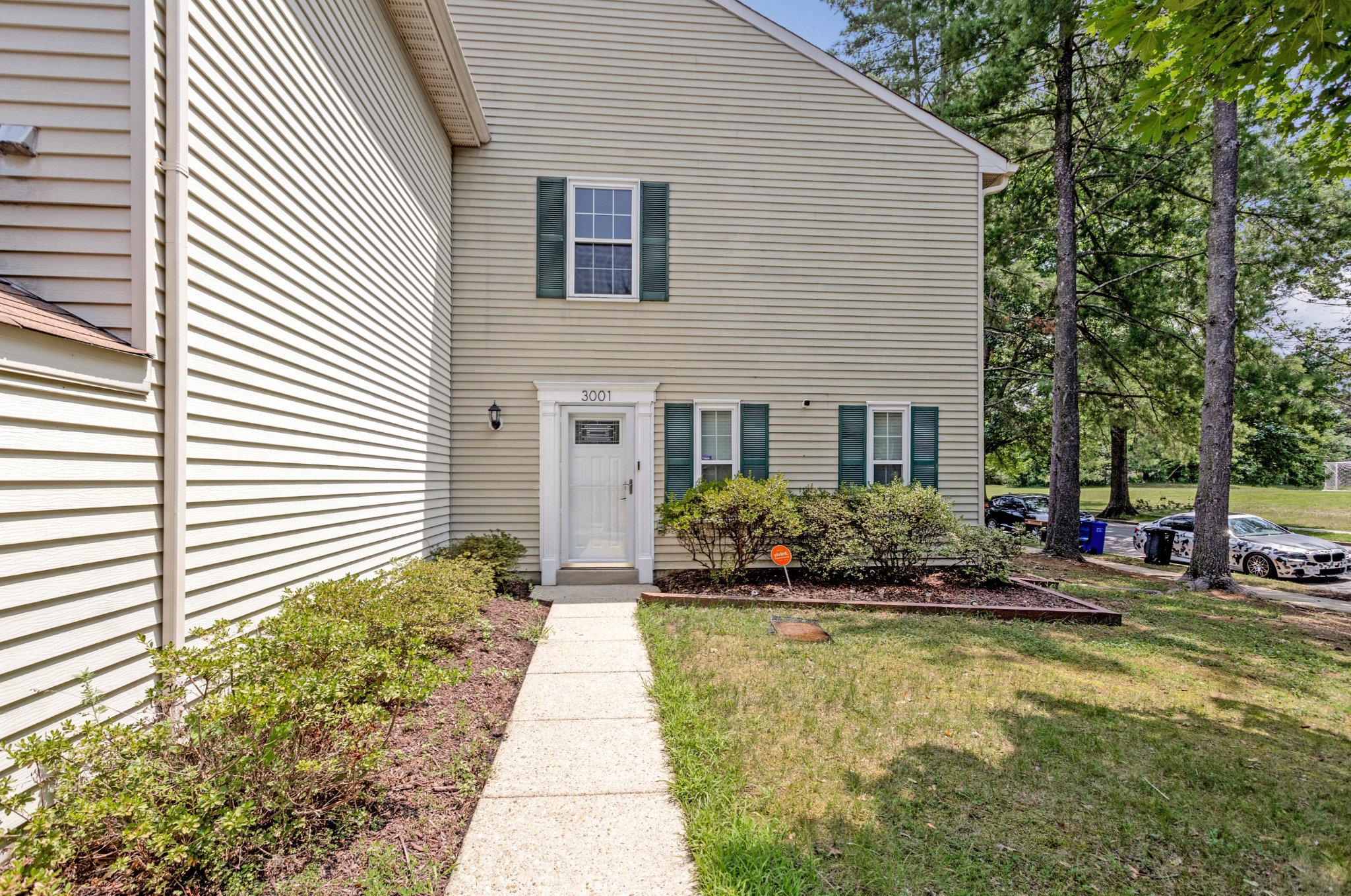 3001 N Dale