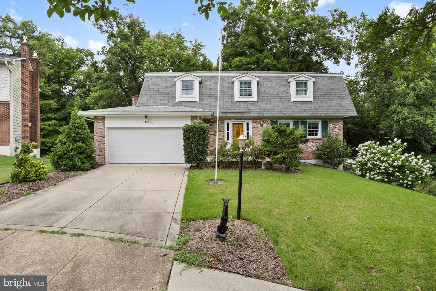 12903 Dauphin Court