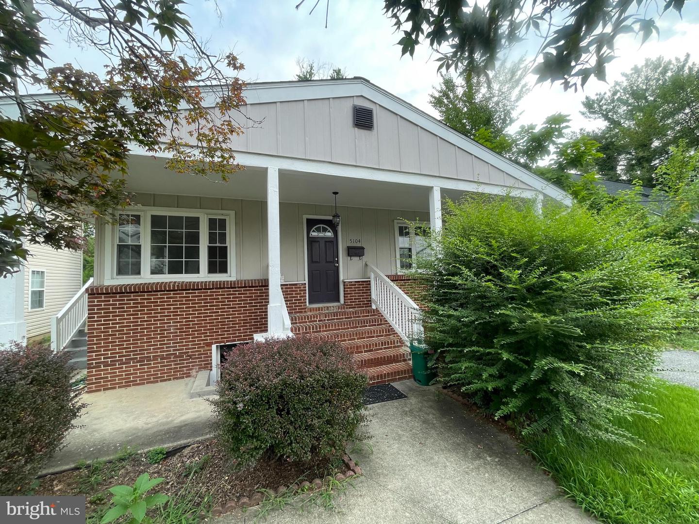 5104 Roanoke Place