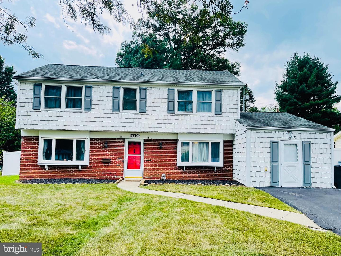 2710 Felter Lane