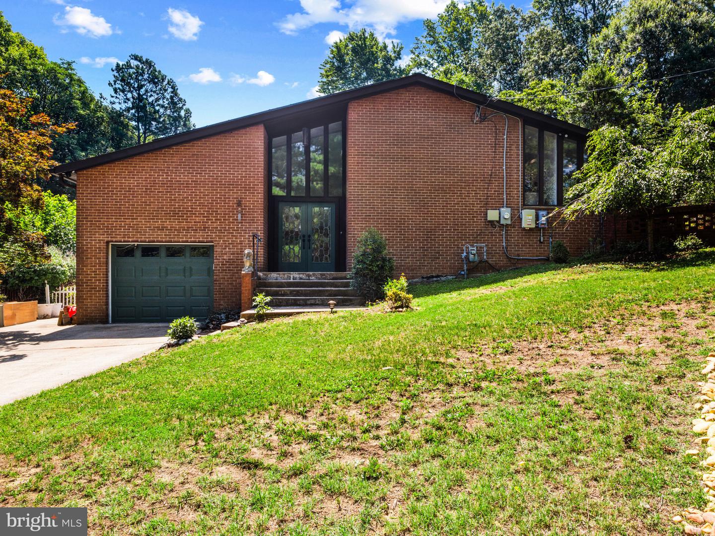 1811 Clayton Drive