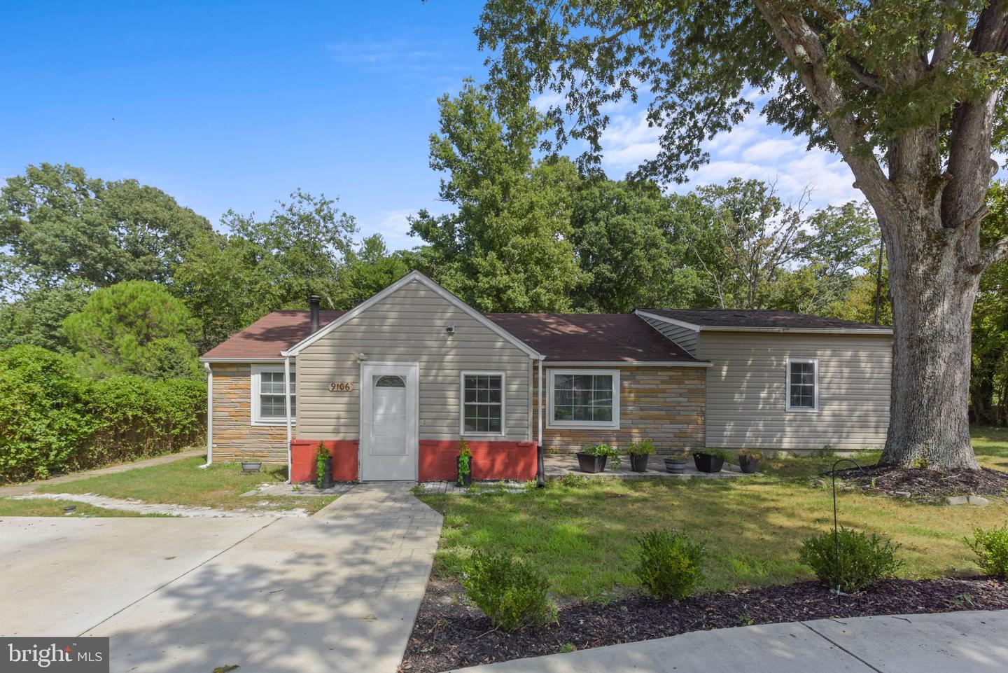 9106 Ballard Lane