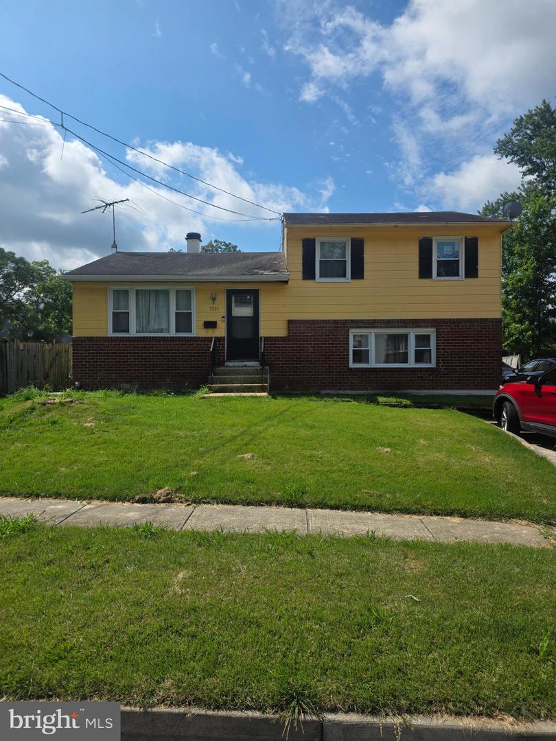 7511 Newberry Lane