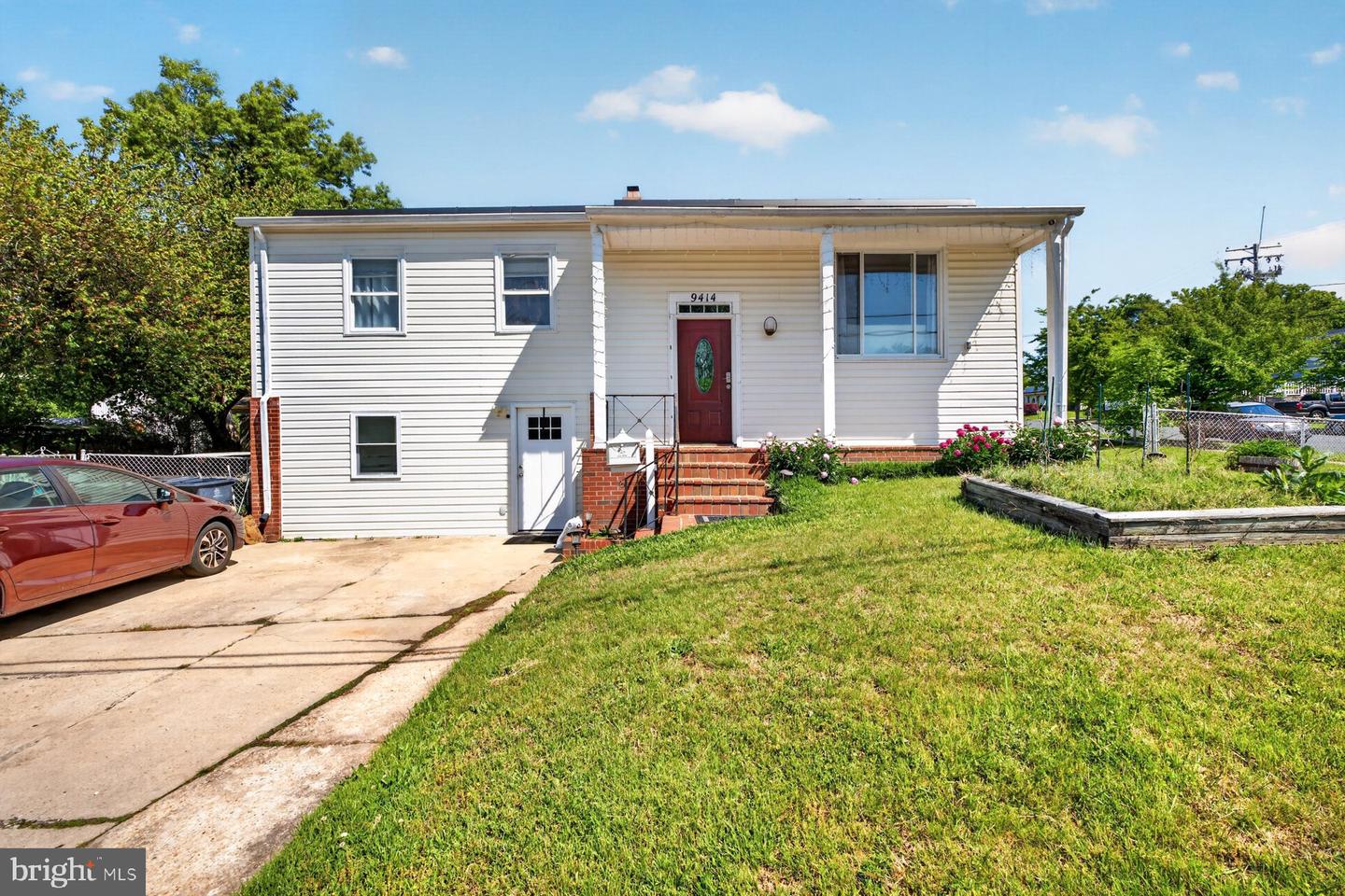 9414 Wyatt Drive