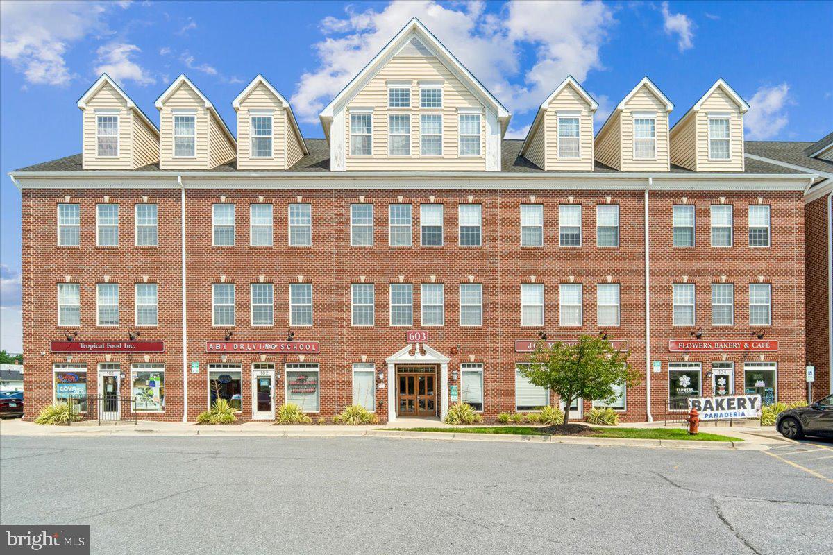603 7th Street #402