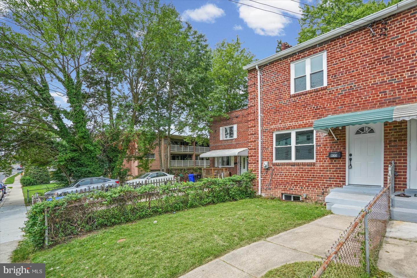 835 4th Street