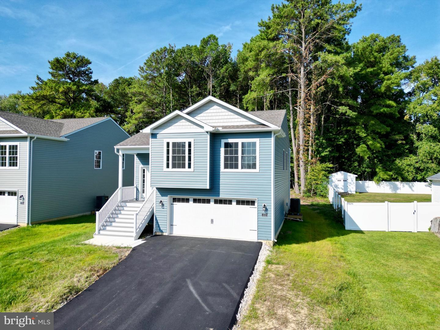 222 Long Point Road, Stevensville