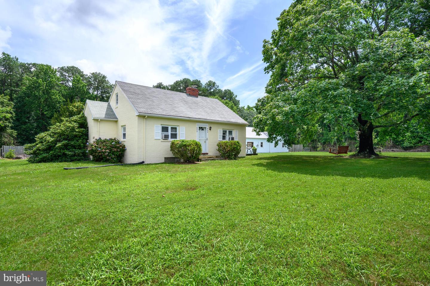 533 Coon Box, Centreville