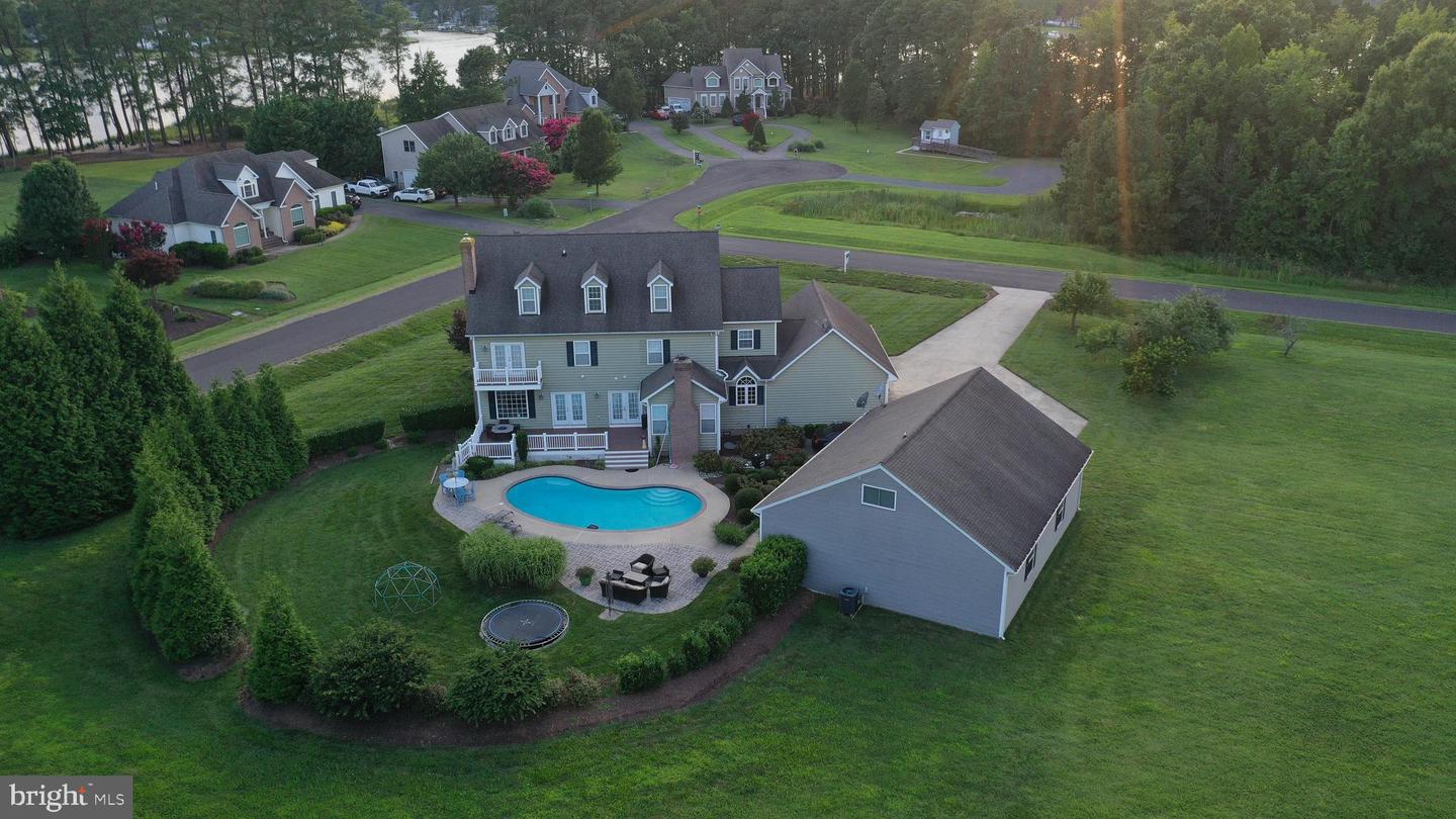 105 Port Court