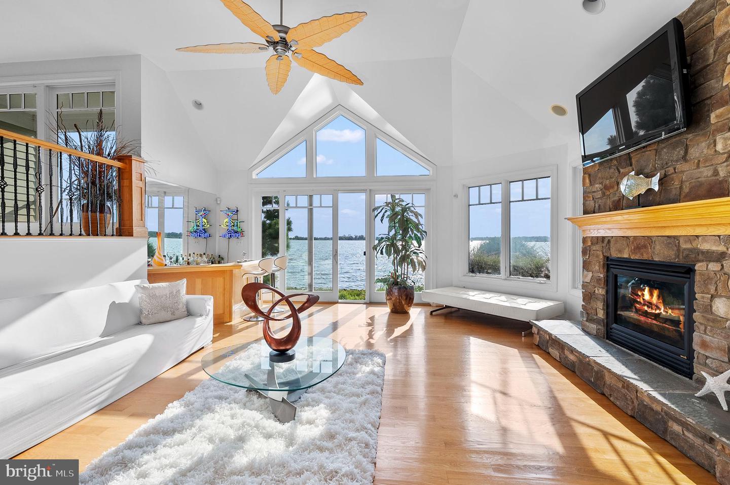 426 Narrows Pointe Drive