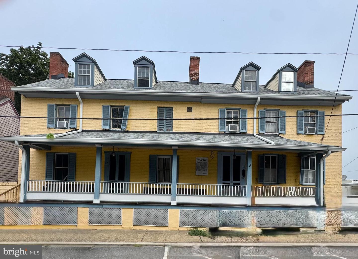 112 S Commerce Street