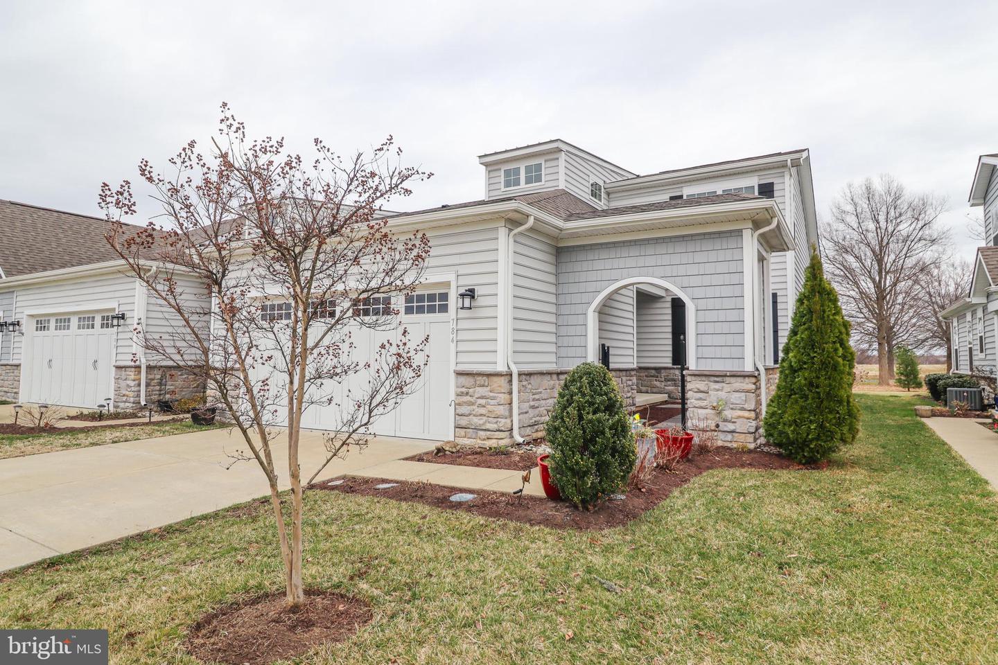 784 Moorings Circle