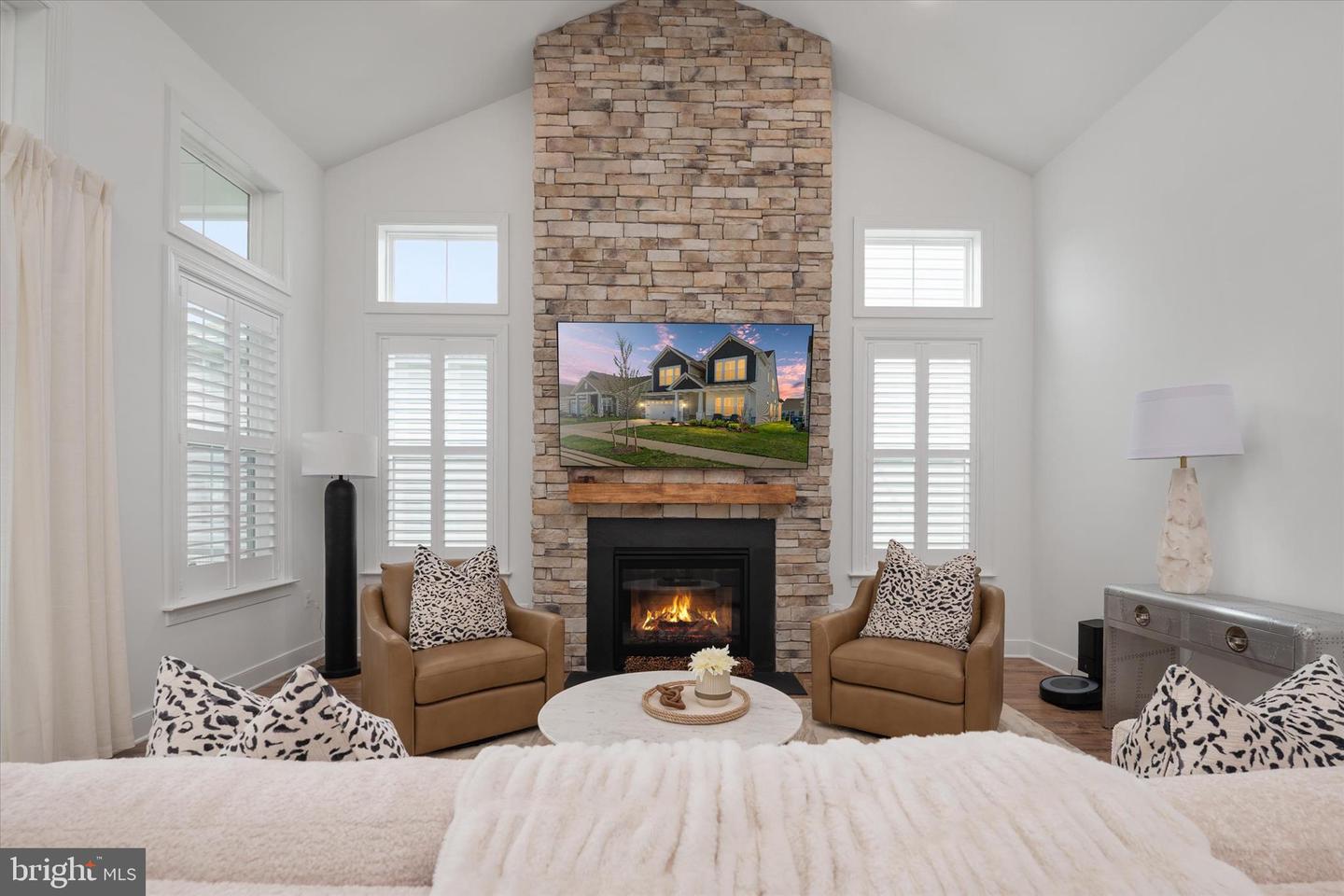 233 Kingfisher Lane
