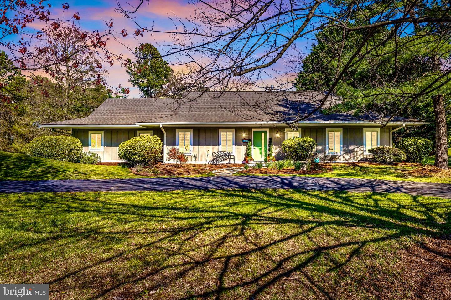 301 Penny Dr