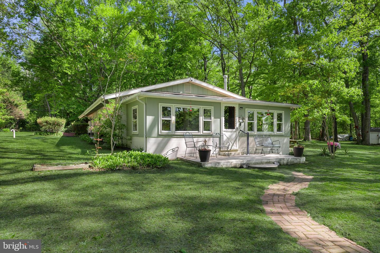 251 Rings End Rd