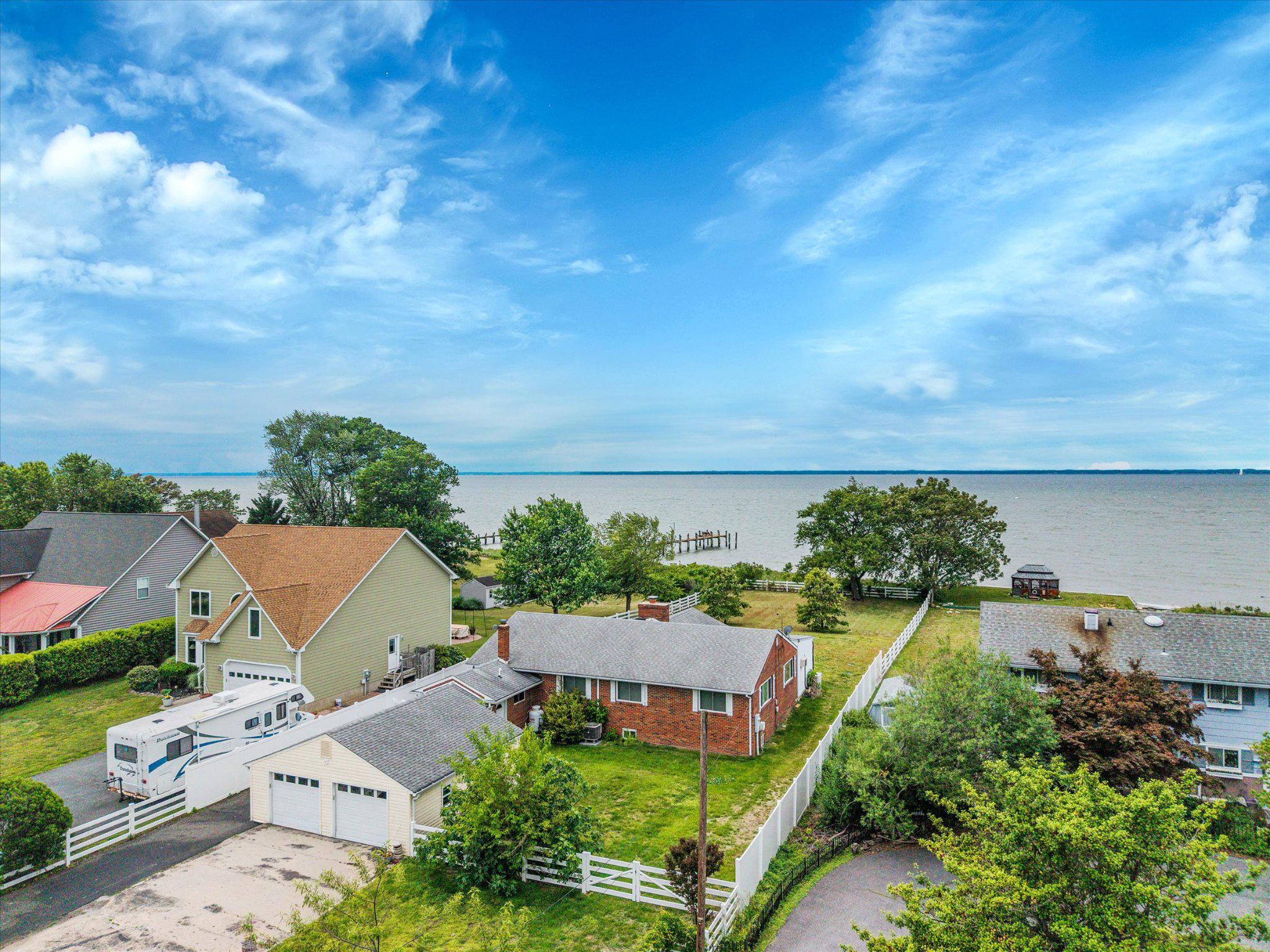 400 Beachside Dr