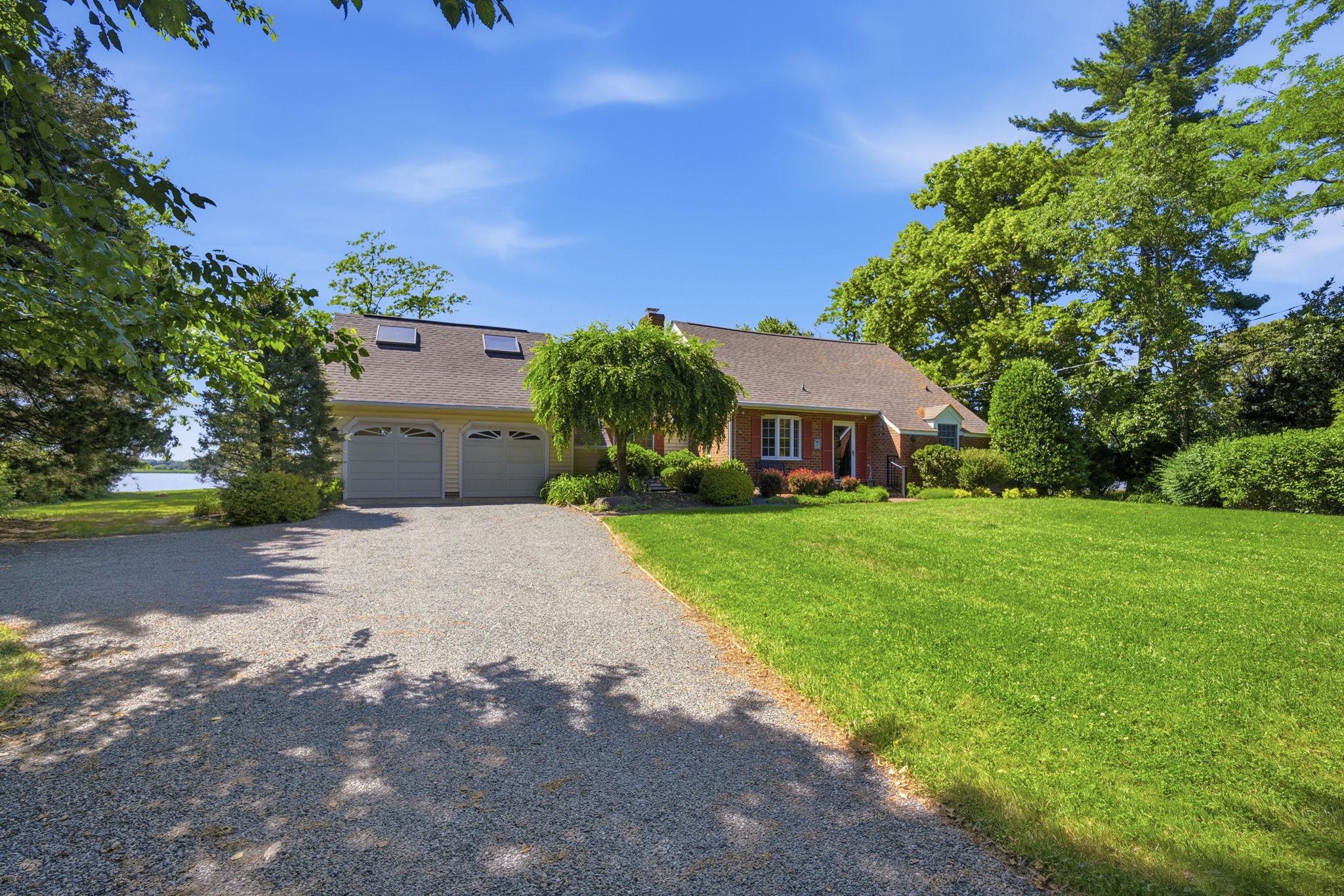 202 Royston Shores Rd