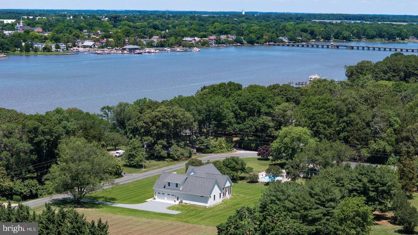 205 River Road, Chestertown