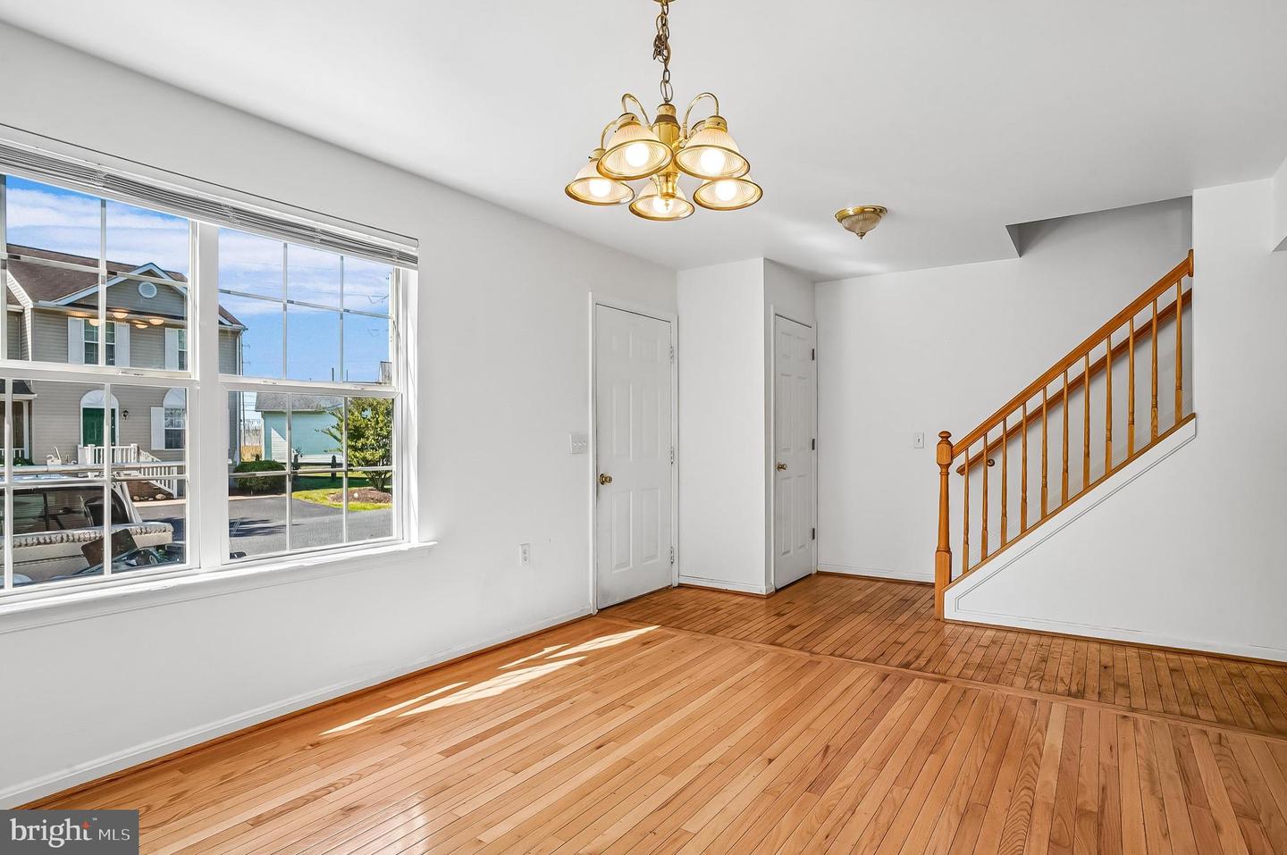 1025 Dundee Court