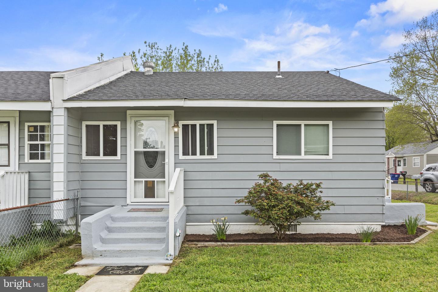 17253 Larimer Street, Piney Point