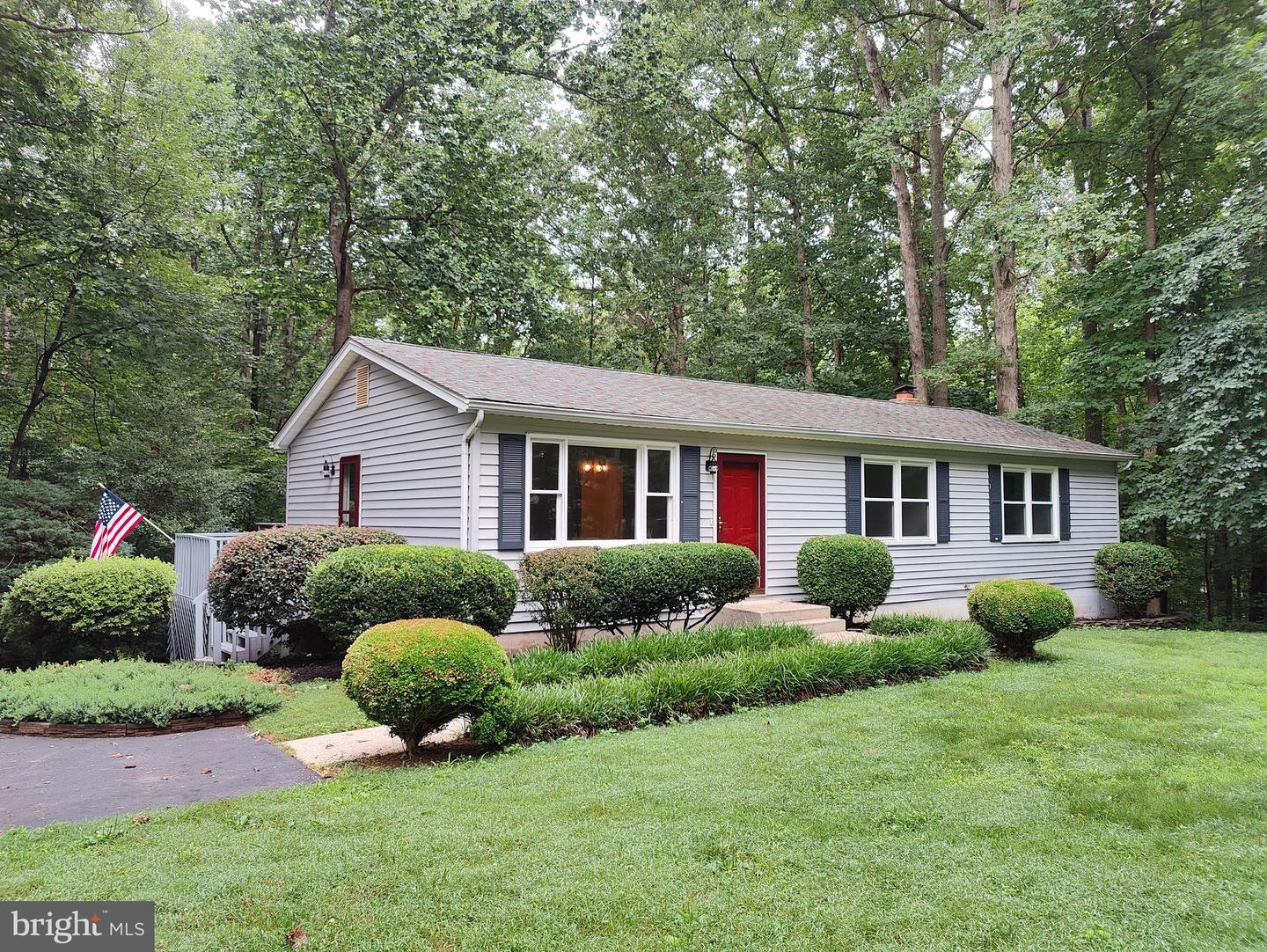 36915 W Lakeland Drive, Mechanicsville