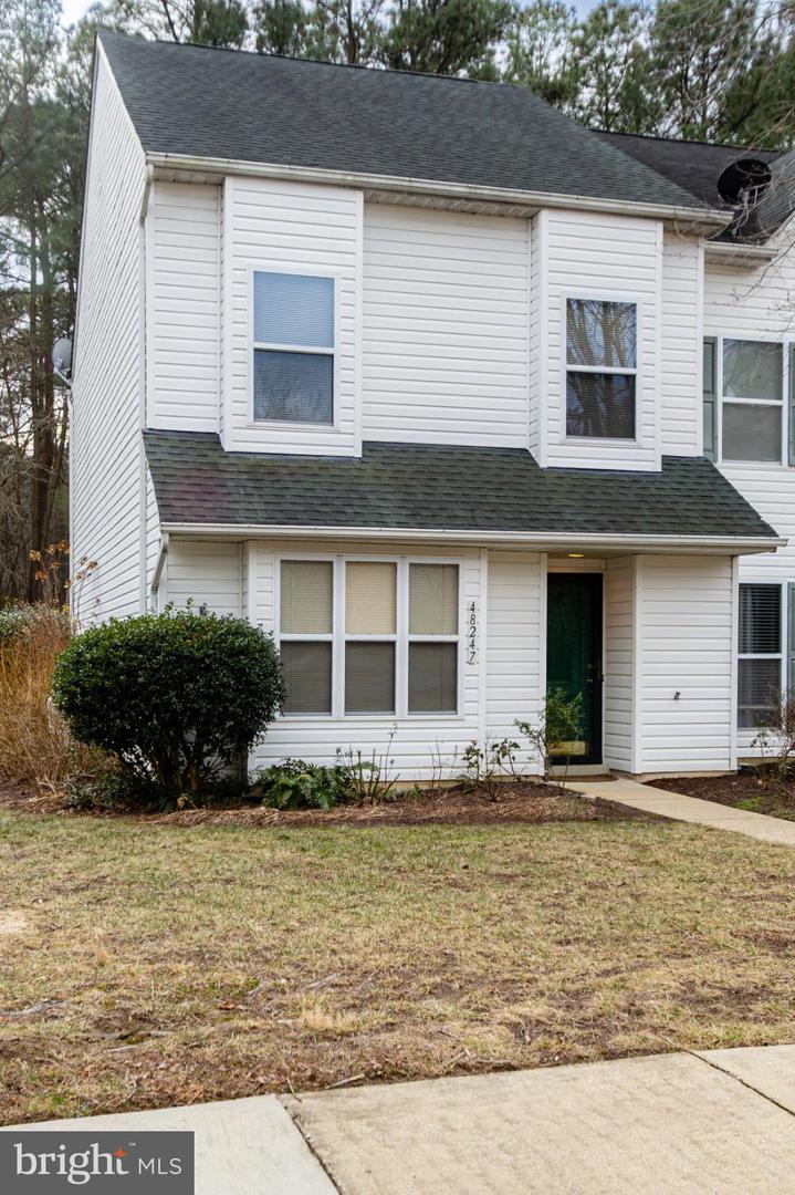 48247 Picketts Harbor Court, Lexington Park