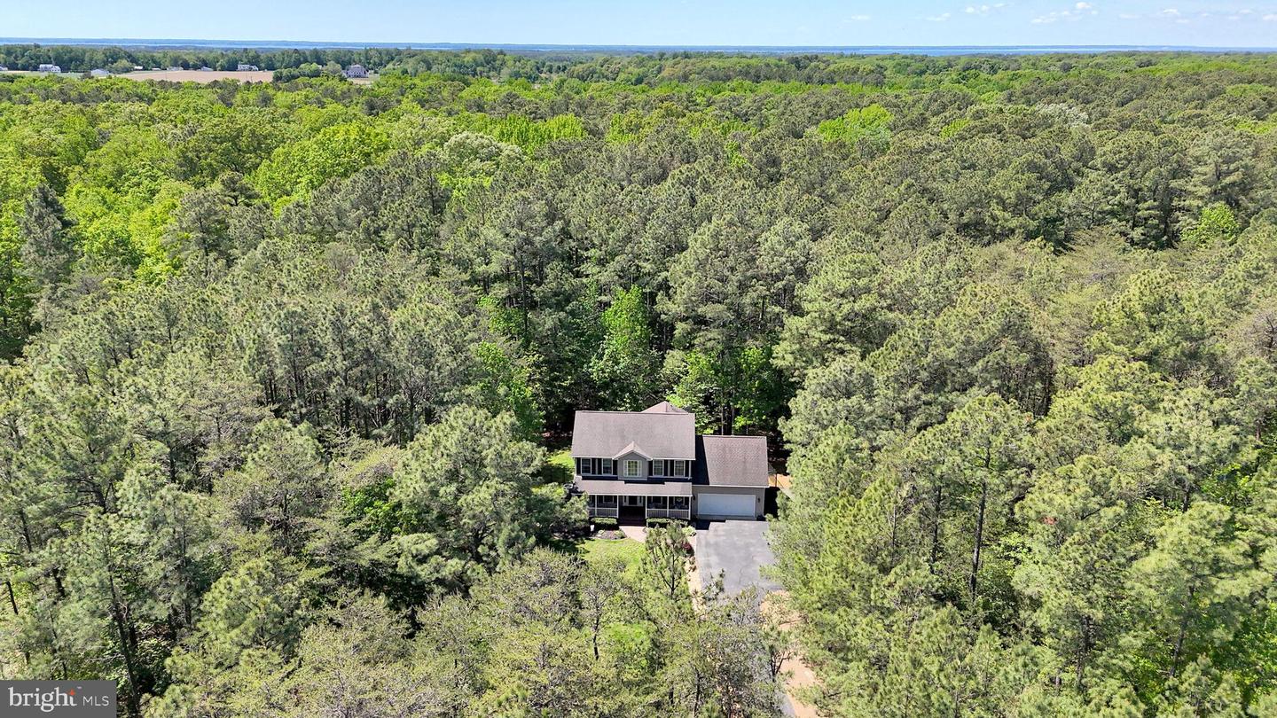 19211 Nelson Court, Valley Lee