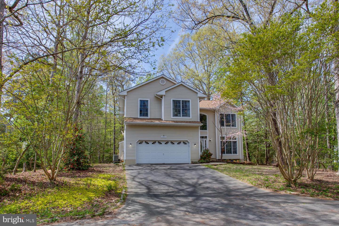 43975 Hedgewood Lane, California