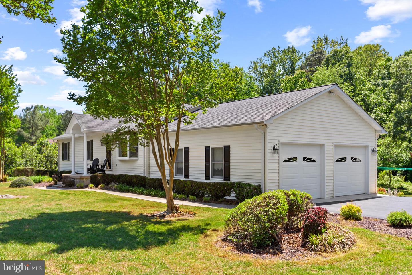 47345 Francine Court, Park Hall
