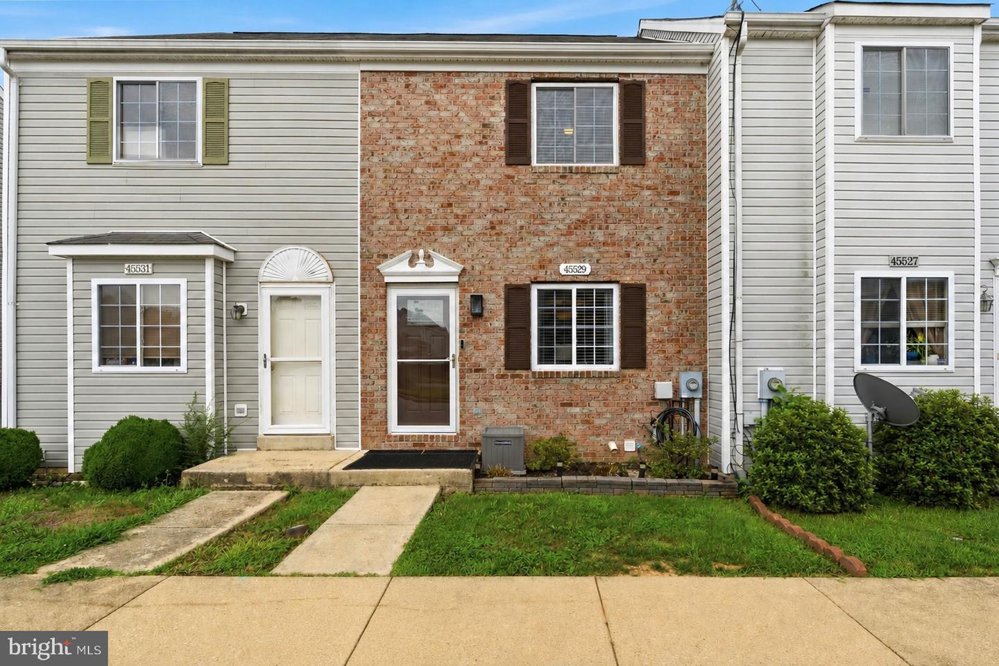 45529 Knockeyon Lane