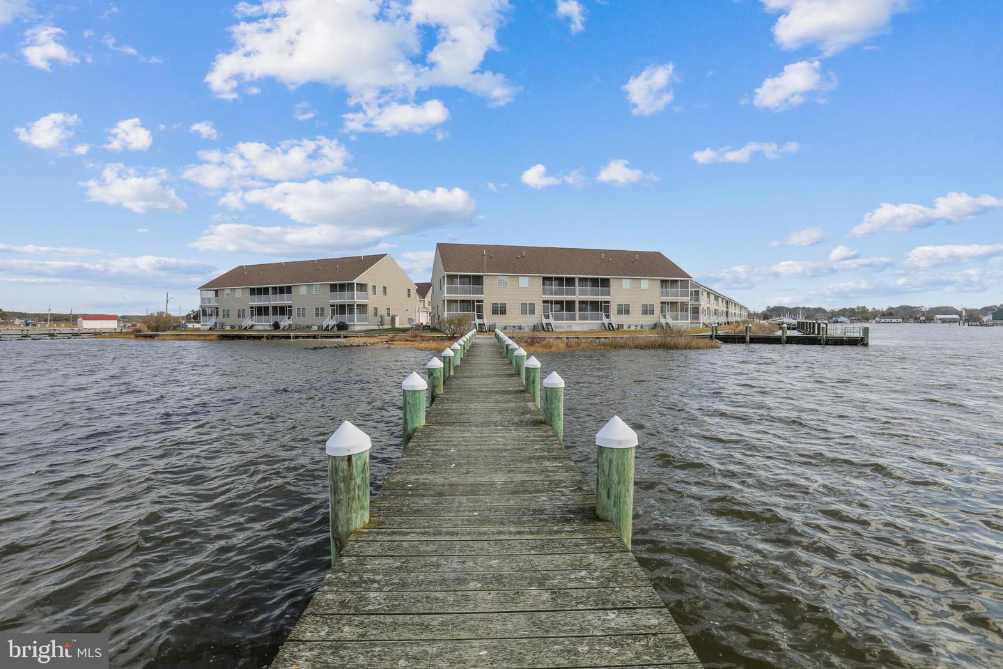 107 Waters Edge #107e, Crisfield