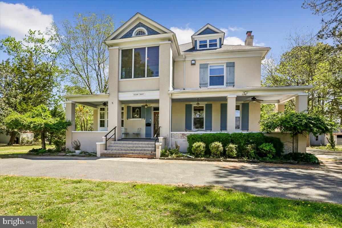 11 S Somerset Avenue
