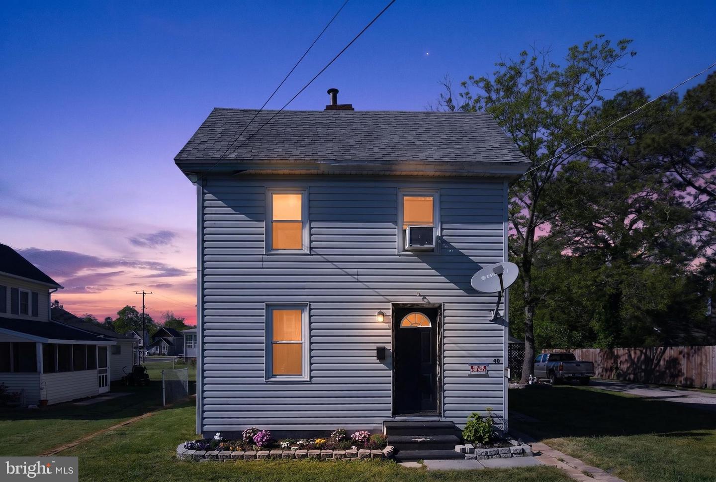 40 W Chesapeake Avenue