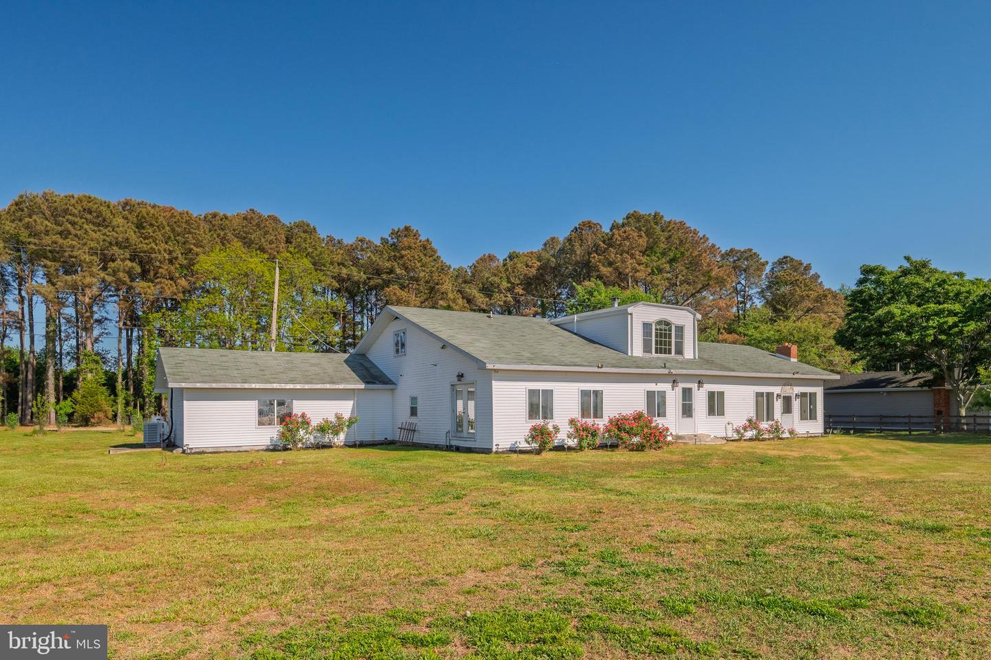 23163 Rolfe Lane