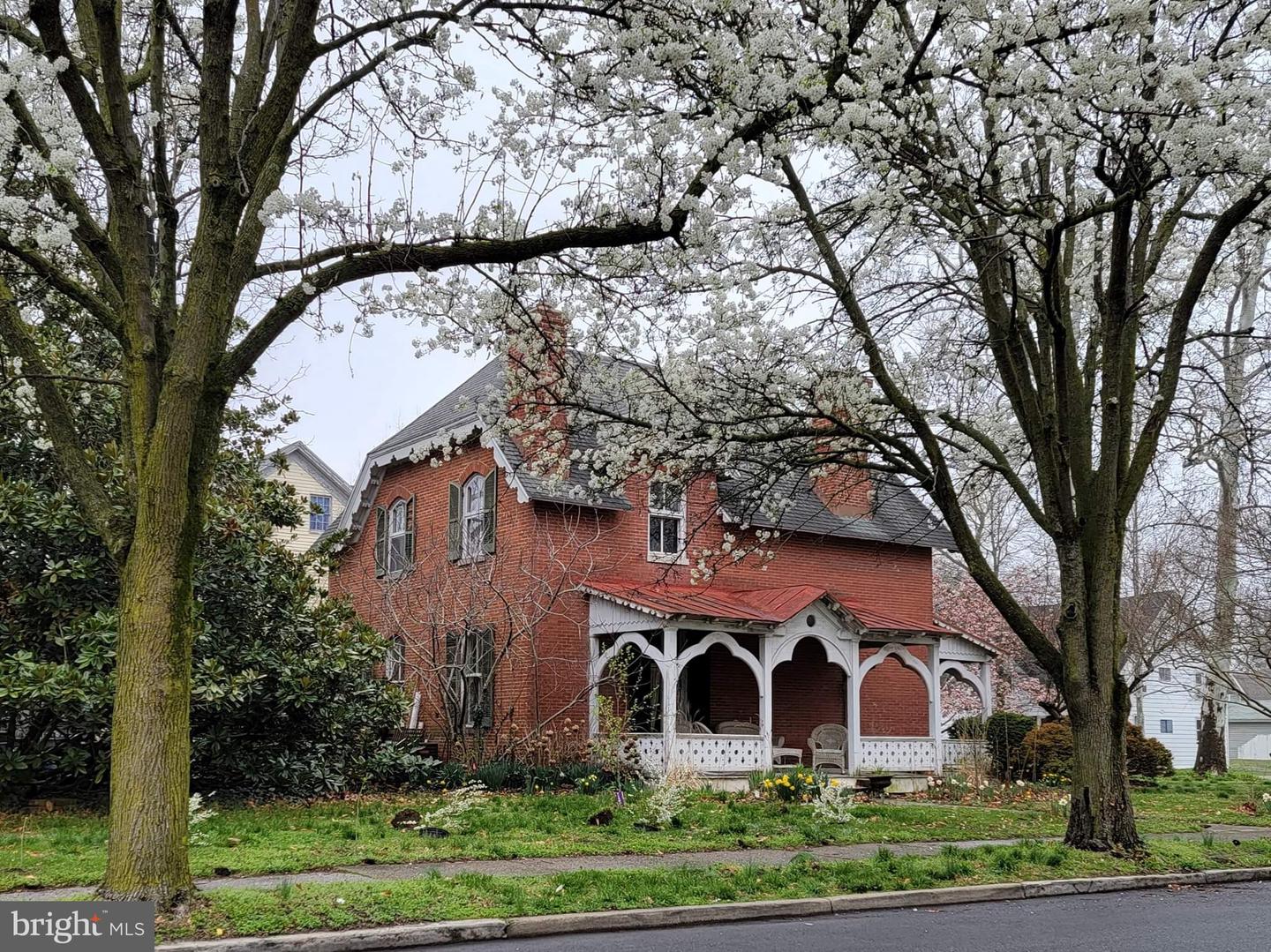 220 South Street, Easton