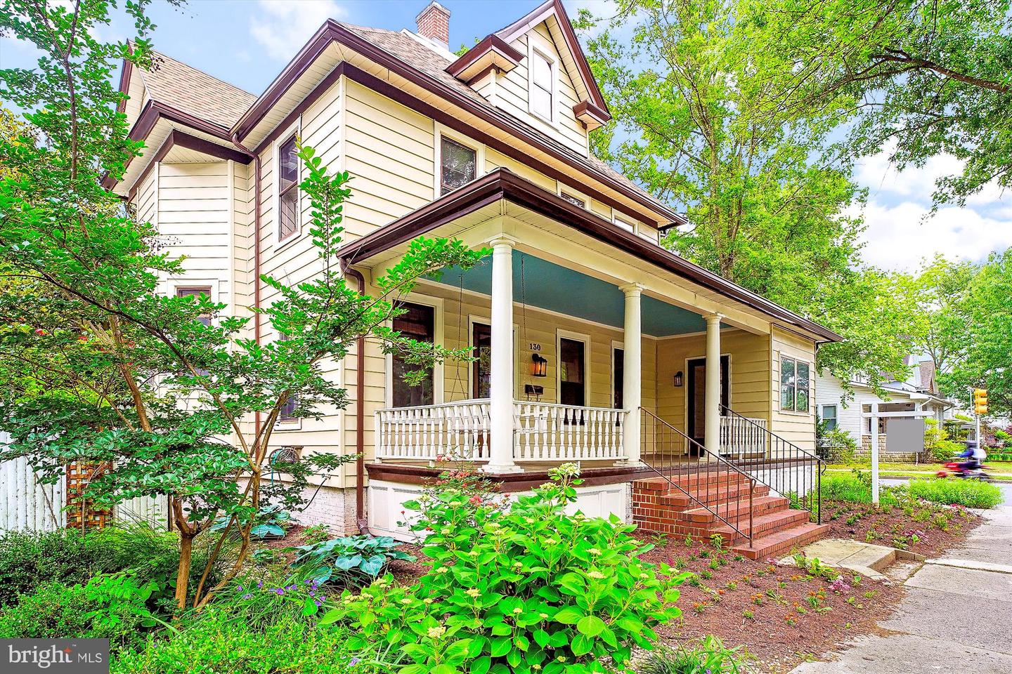 130 S Aurora Street, Easton