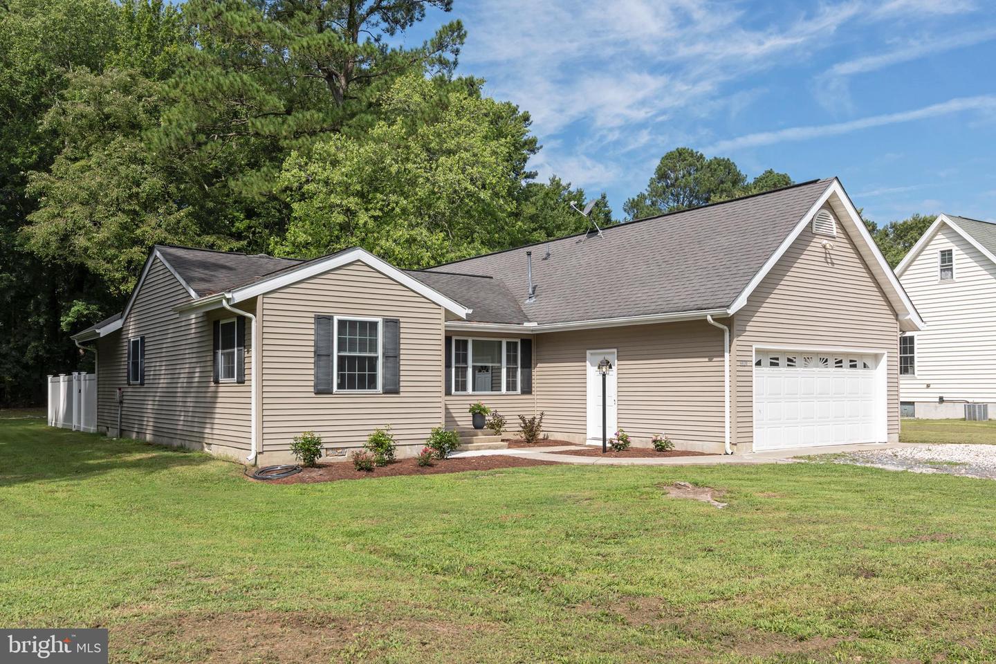6824 Hopkins Neck Road, Easton