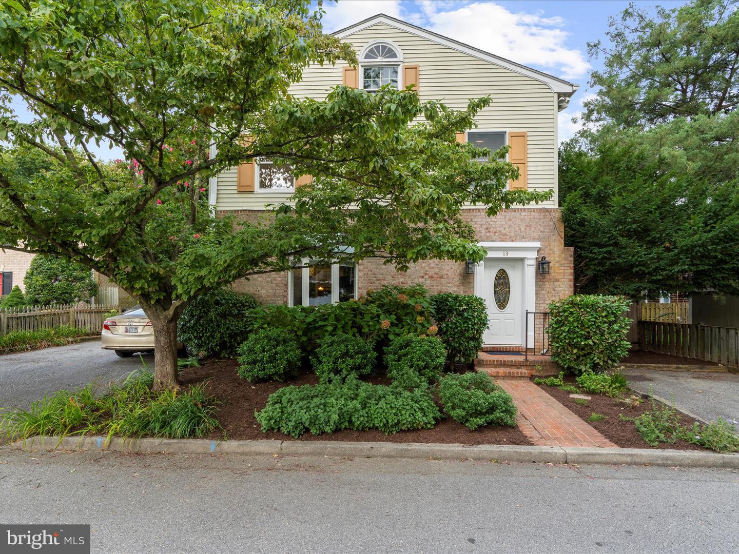 13 N Thoroughgood Lane #24, Easton