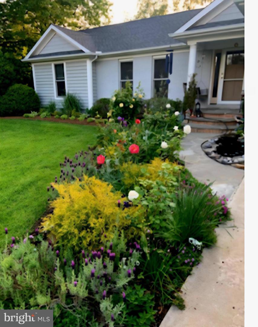 25706 Edgeview Road, Royal Oak