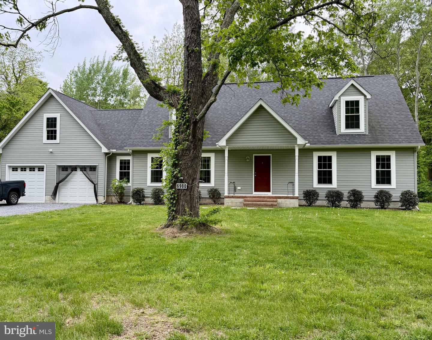 6980 Hopkins Neck Road, Royal Oak