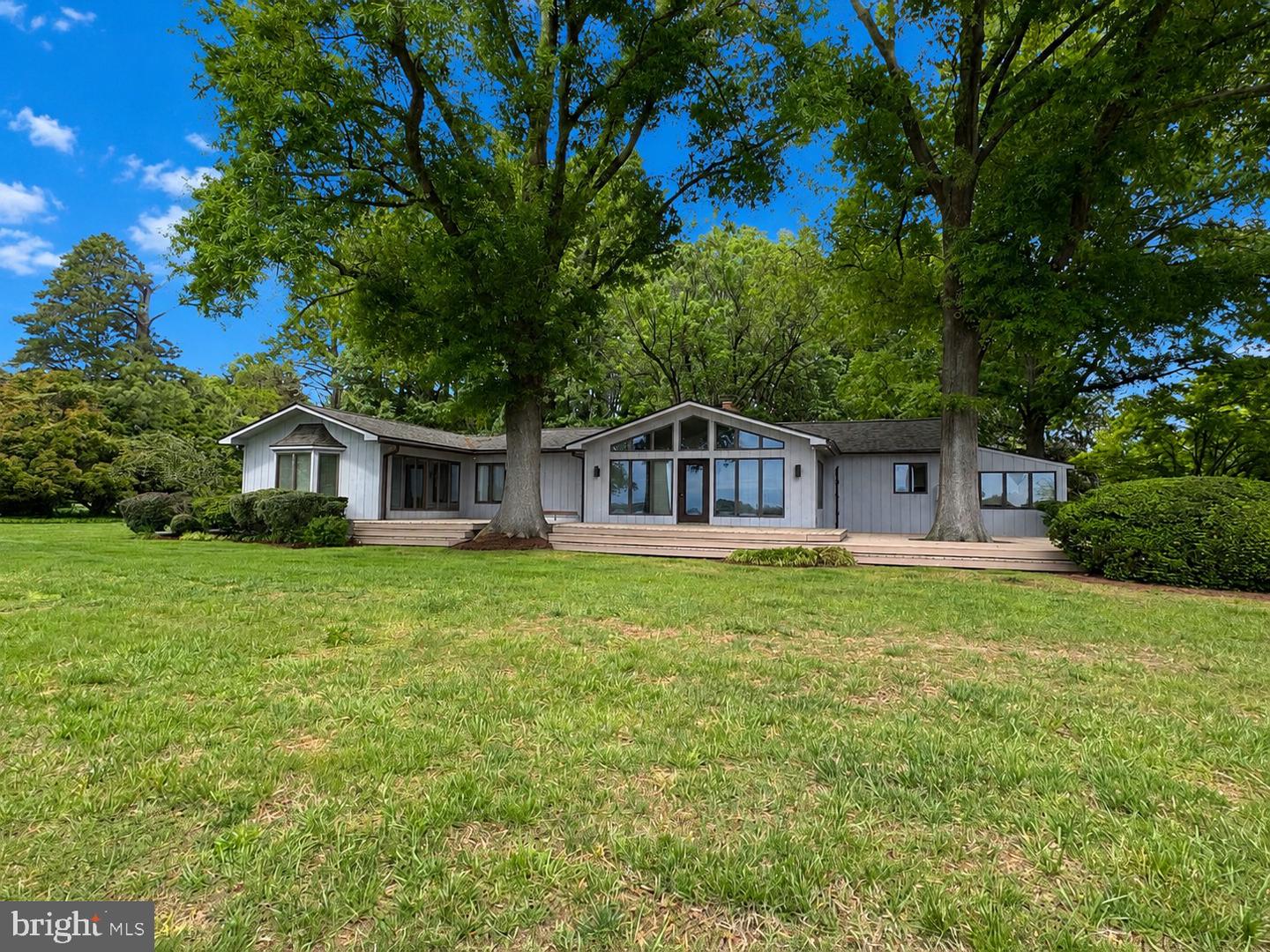 6706 Thorneton Road, Royal Oak