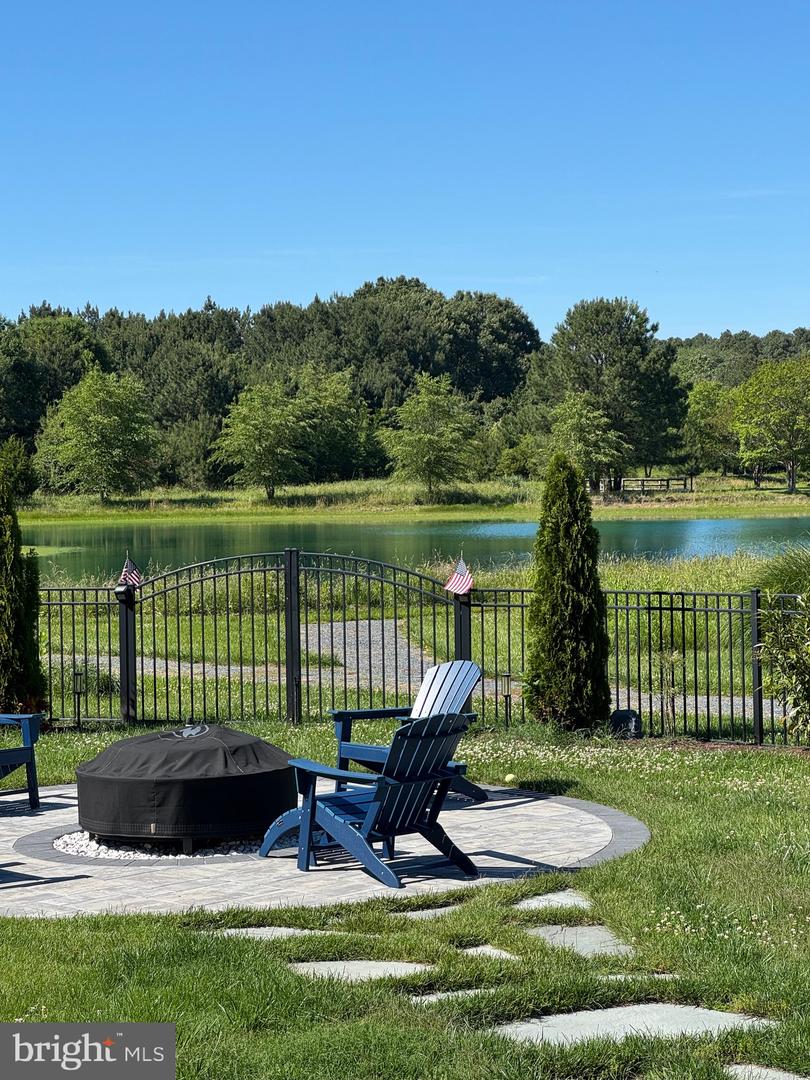 24896 Back Creek