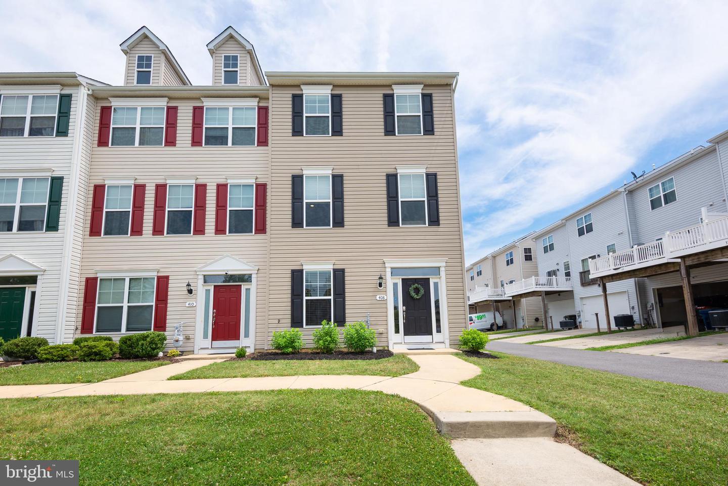 408 Crowberry Circle